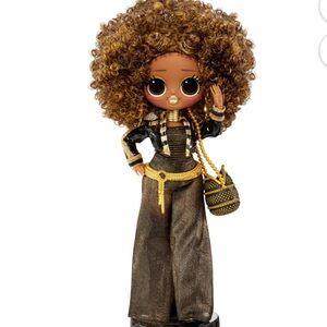 LOL Surprise OMG Royal Bee Fashion Doll